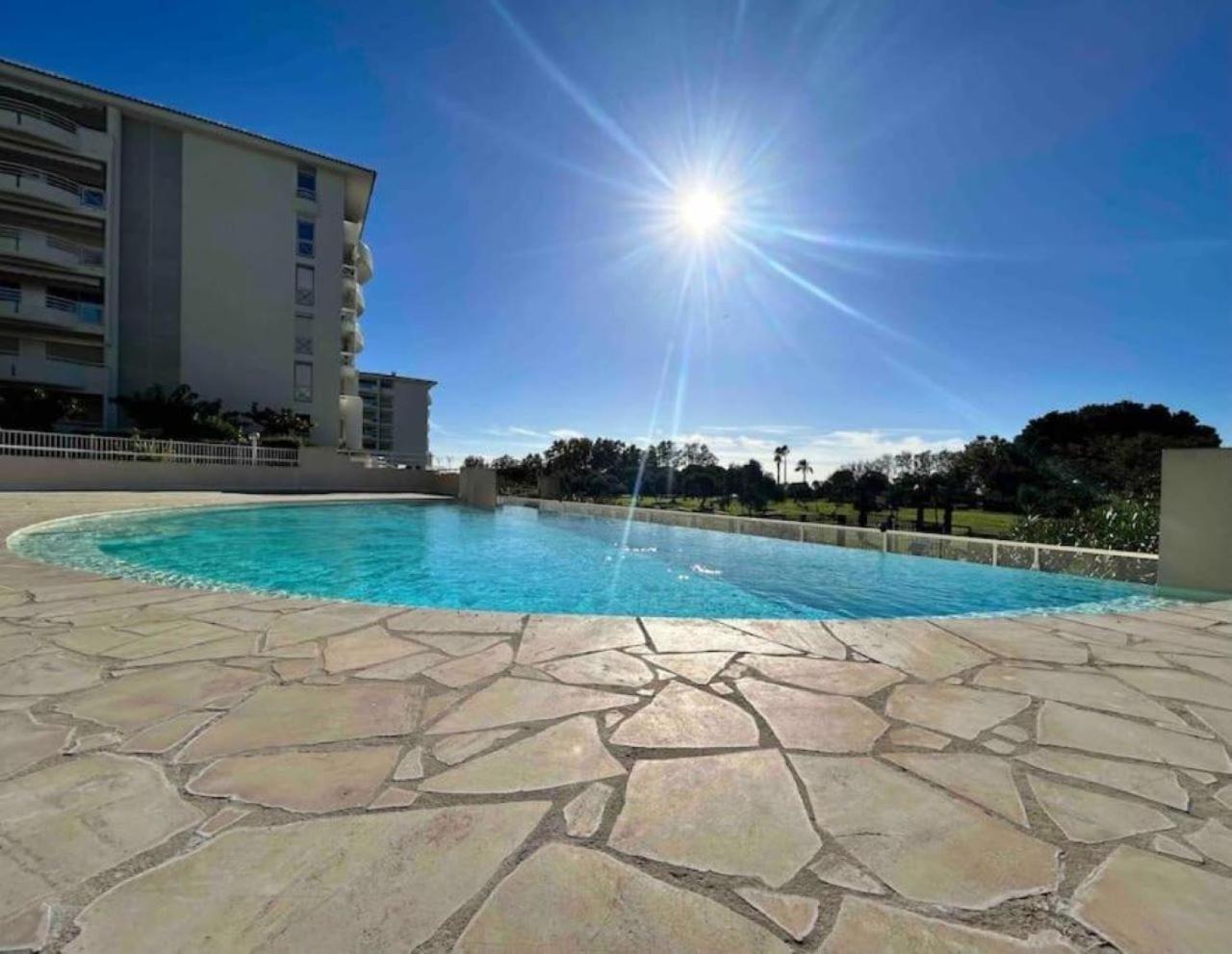 Il Gioiello : Apt 2 Pers, Clim, Piscine, Parking Антіб Екстер'єр фото