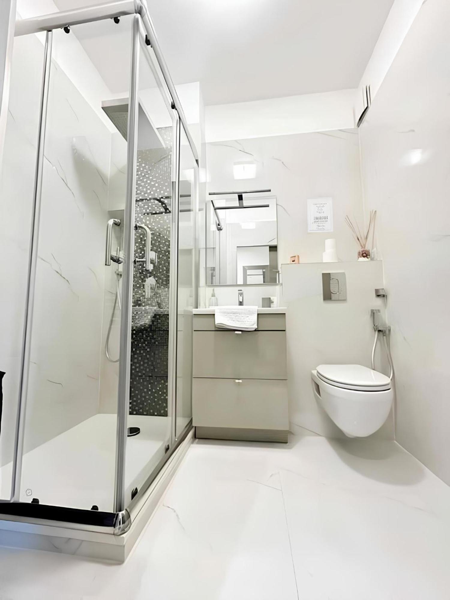 Il Gioiello : Apt 2 Pers, Clim, Piscine, Parking Антіб Екстер'єр фото